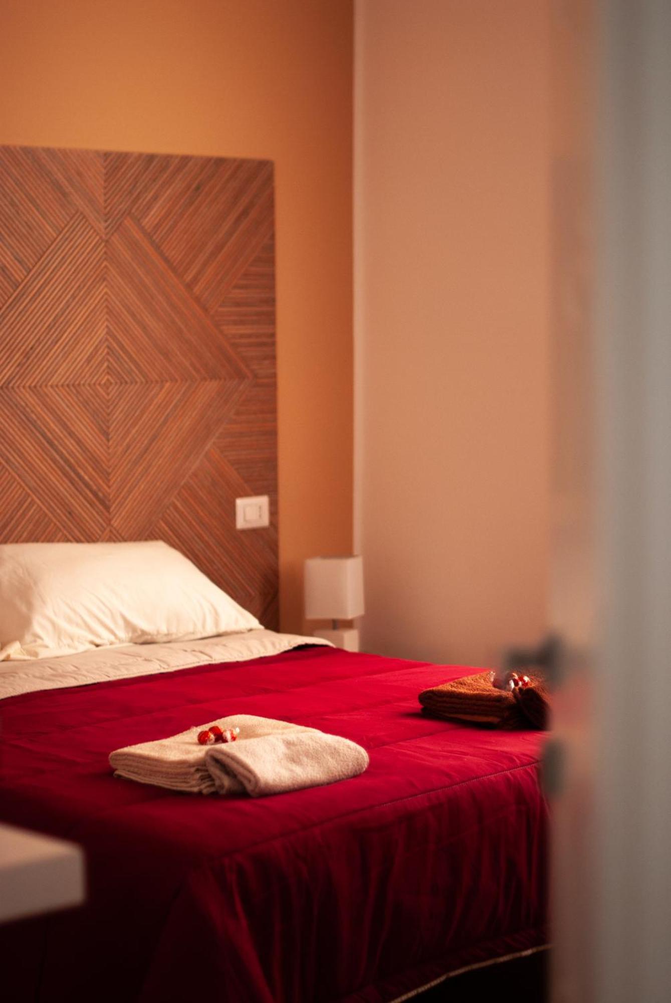 Ludo'S Rooms Cagliari Exterior photo